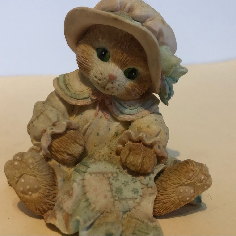 Rare vintage 1993 calico kittens baby figure